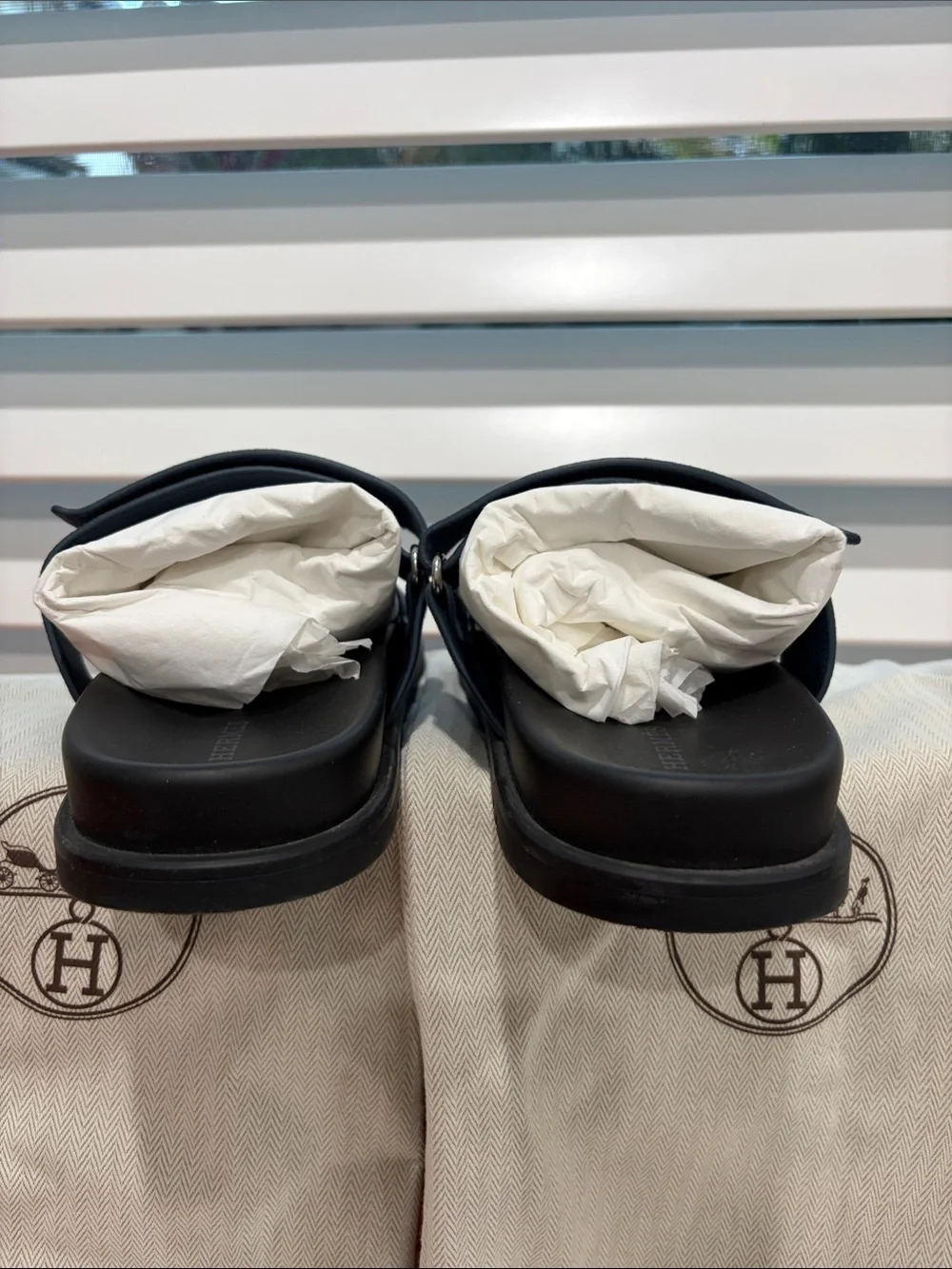 Hermes unisex Chypre Slide Sandals, size 40